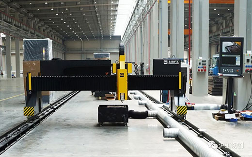 滬工滬工10米大幅面龍門光纖激光切割機有限元優(yōu)化橫梁高配驅動系統(tǒng)